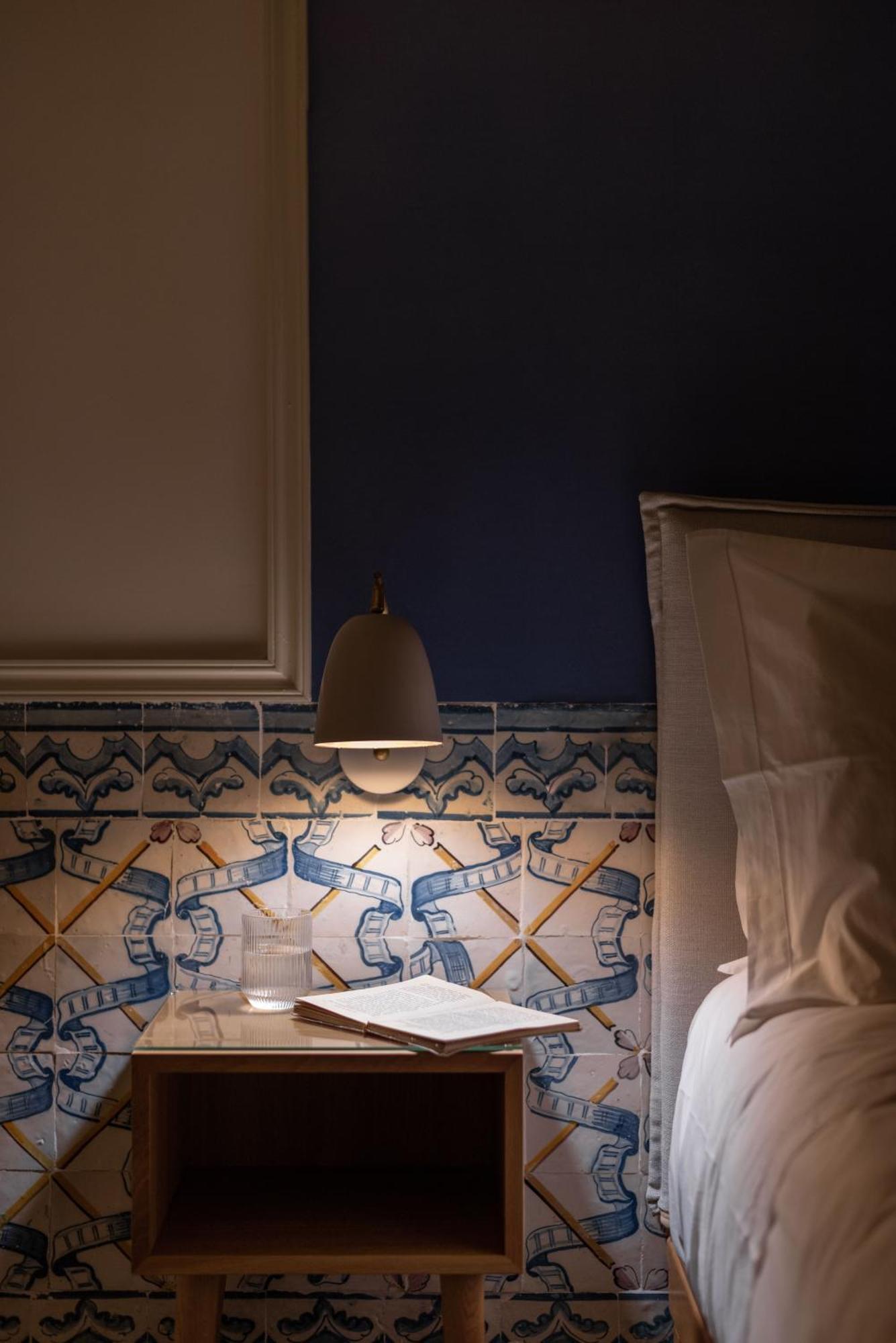 Boutique Chiado Suites Лиссабон Экстерьер фото